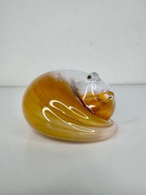 Nunwell Glass Sleeping Cat Amber White Art Glass Sculpture Signed USA 1.5" Tall
